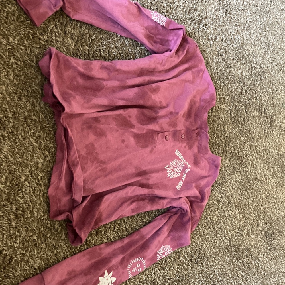 Long sleeve girls shirt with design